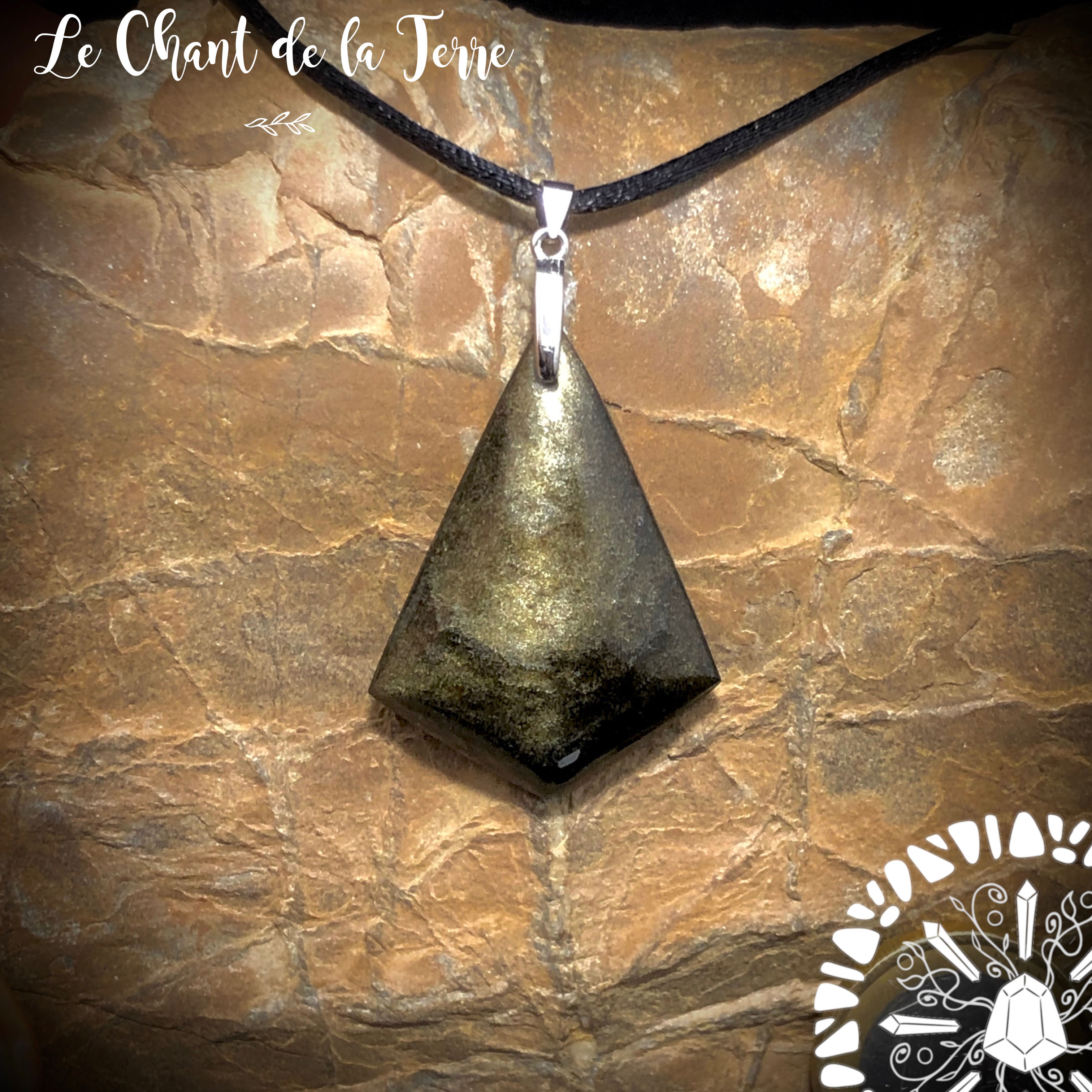 Pendentif obsidienne dorée