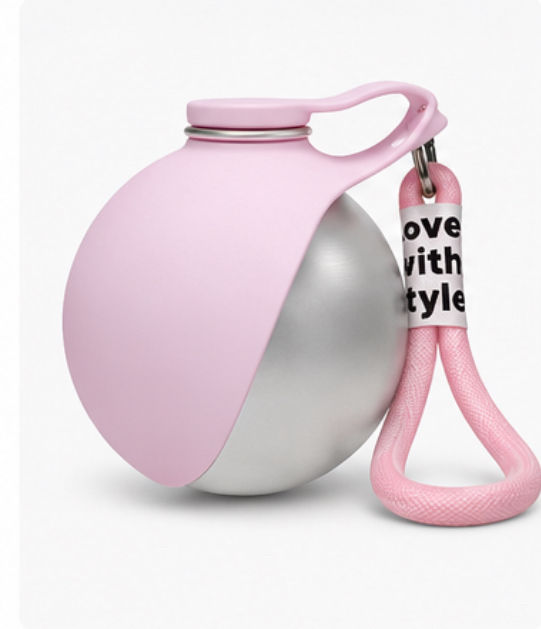 Thumbnail: Foldable Dog Water Bottle