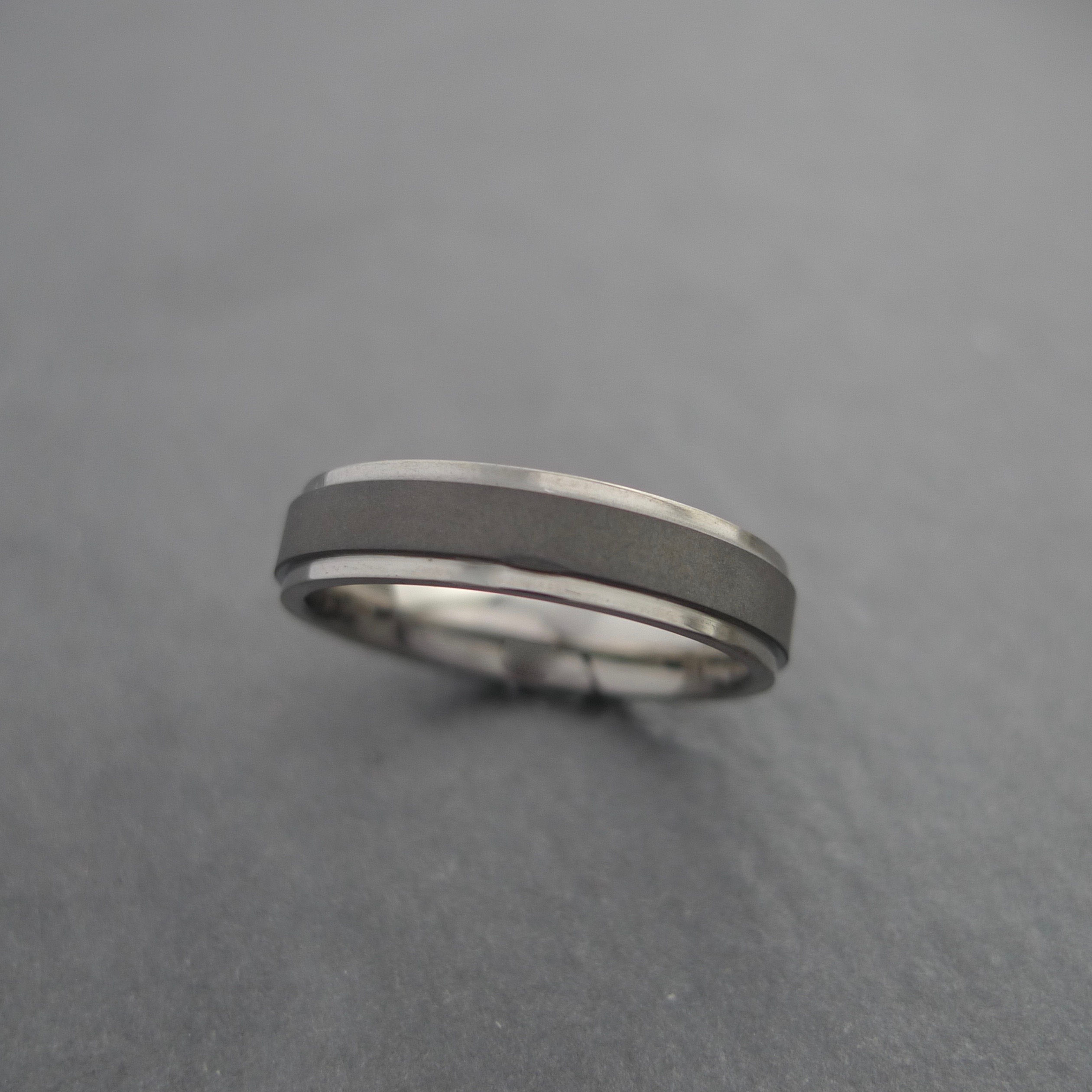 Titanium 90° Oxidized