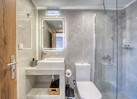 bathroom-latus-chios-town-airbnb-for-rent.jpg