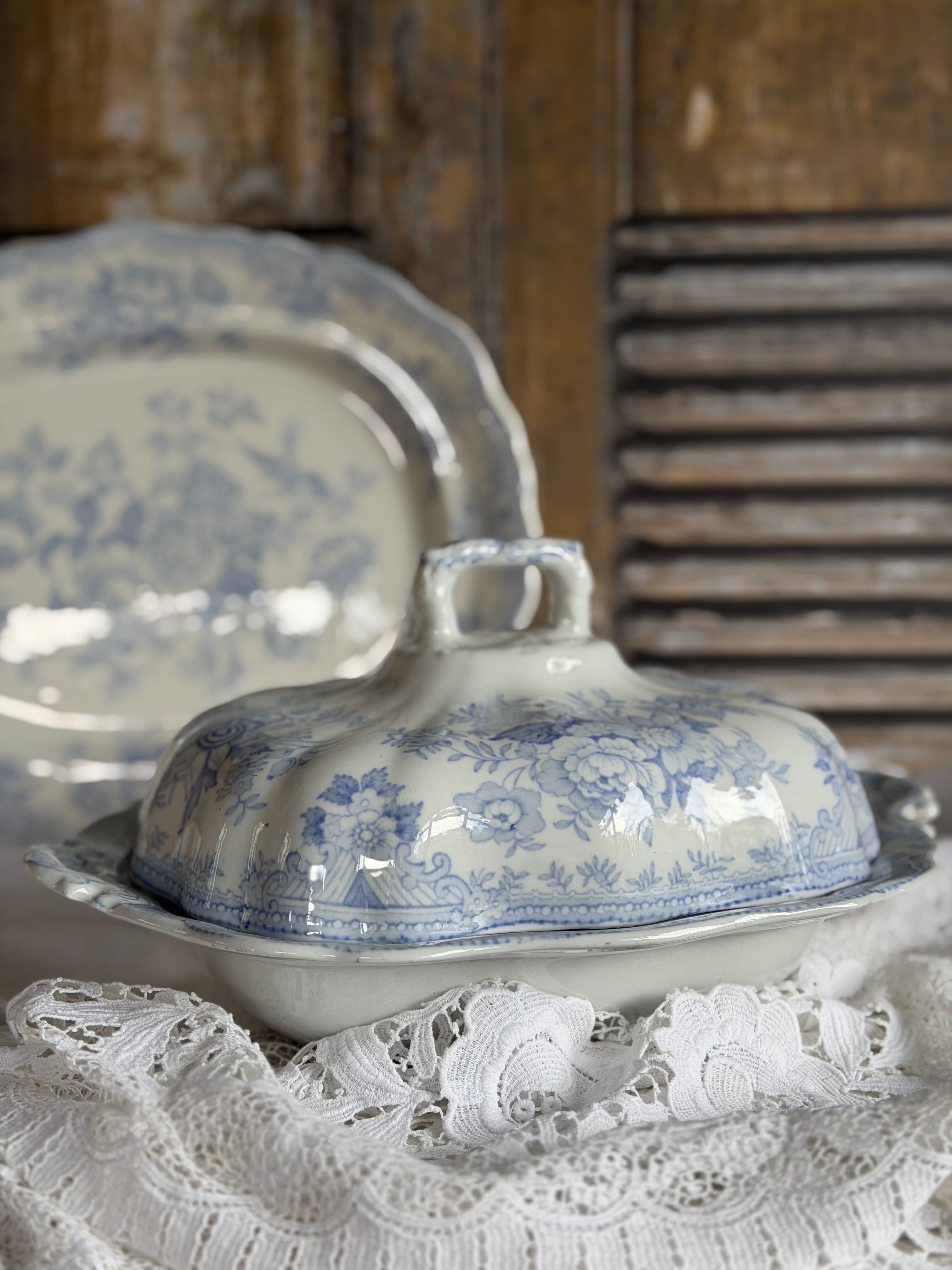 Asiatic Pheasant Lidded Tureen