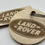 Thumbnail: Houten Sleutelhanger – Landrover | Rond of Rechthoekig