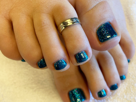Beautiful Mermaid Toes 🦶🏻