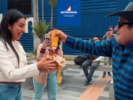 San Fernando: Flores amarillas + campaña navideña