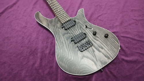 Overload Custom Guitars Rea 6 Goth | Ryu's Guitars