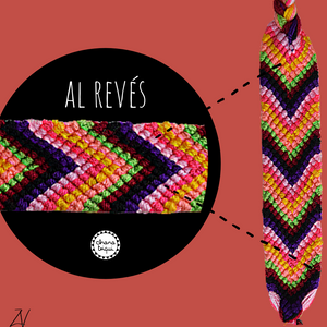 revés de pulsera ancha tradicional tejida a mano por artesanas triqui