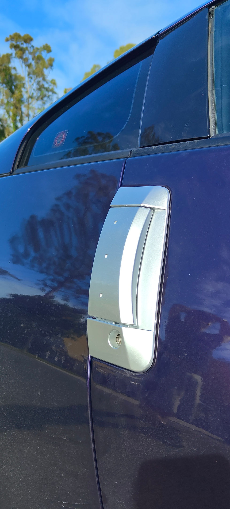 Thumbnail: Nissan 350z Right Hand Drive Door Handles!
