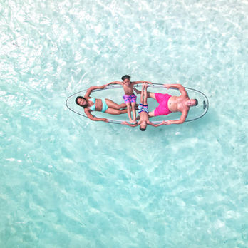 Explore Turks and Caicos with our Clear Kayak Photoshoot Experience! Crystal-clear waters, breathtaking shots, and unforgettable memories. Book your session for a unique adventure today! 🚤📸 #ClearKayakPhotoshoot #TurksAndCaicosAdventure