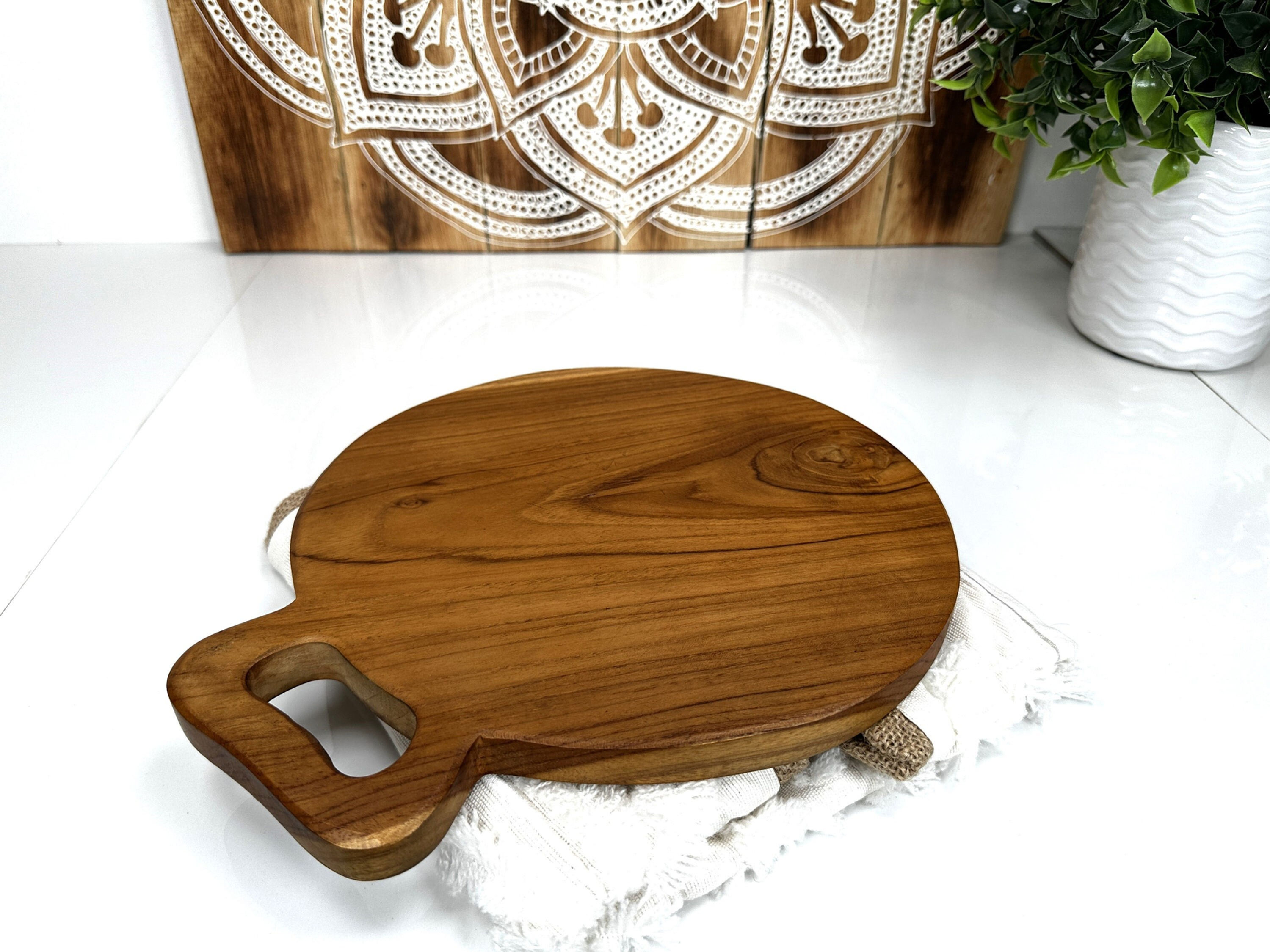 Pizza Wood Tray, Live Edge Plate, Live Edge Board, Round Cutting Board, Hand