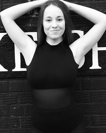 Ellie Louise Carpenter Performer