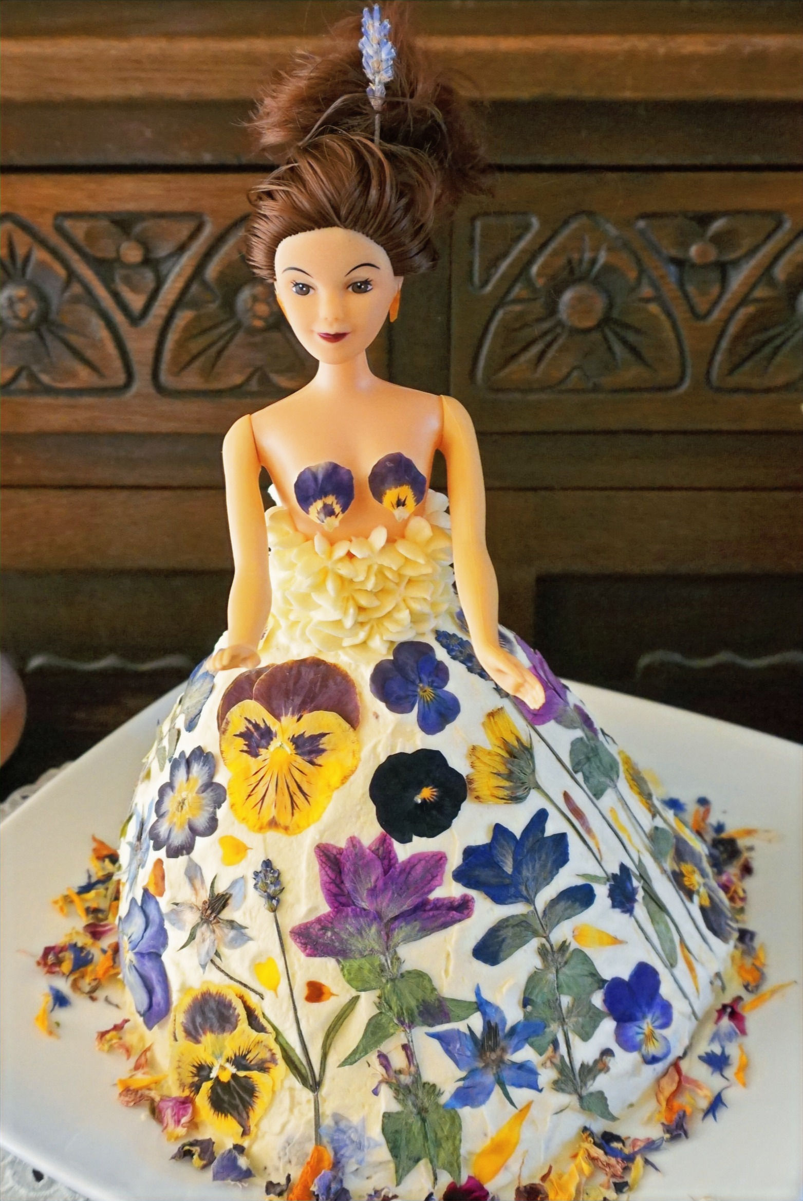 pressed flower cake