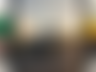 Comparatif visuel entre une pompe à essence sans plomb et une pompe diesel pour un conducteur parcourant 20 000 km par an.