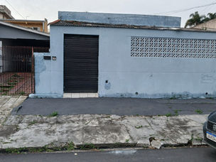 Lote de terreno med. 11 x 35 = 385 m², Pinheirinho - Curitiba, R$ 440.000,00