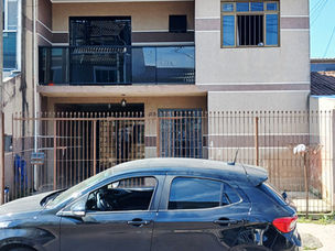 Lindo Sobrado de 3 dormitórios, Jardim Natal - Pinheirinho - Ctba  R$ 470.000,00 aceita Troca.