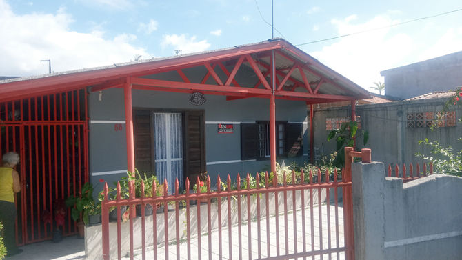 Linda casa de 90 m², Balneário, Bom Retiro, Matinhos, Pr, R$ 280.000,00 Troca Por Apto.