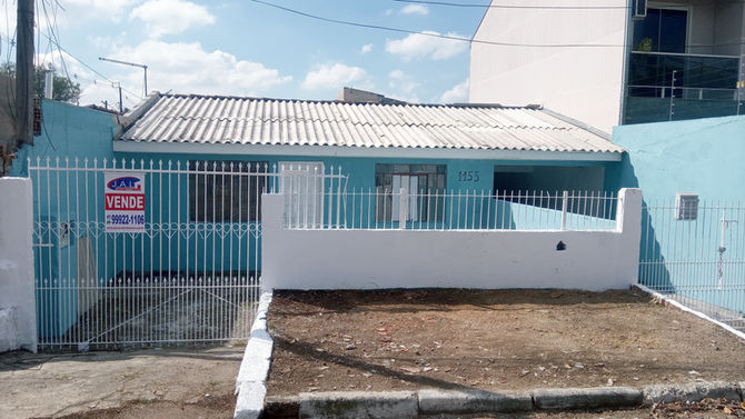 Lote de Terreno med. 200 m² c/ casa construida em alvenaria, R$ 410.000, Pinheirinho - Curitiba - Pr.