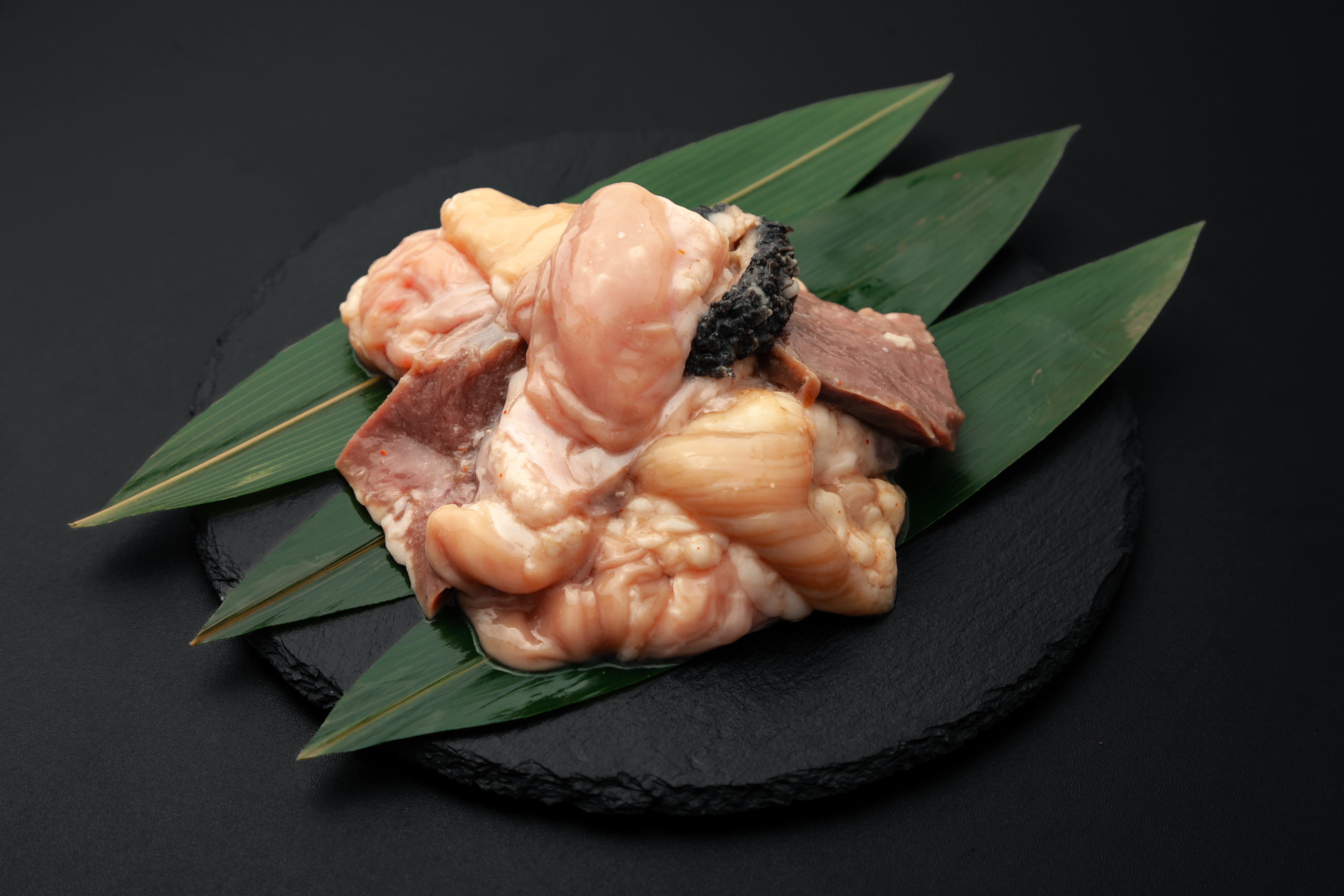 24h無人ホルモン直売所商品一覧豚＆⽜BBQミックスの外観