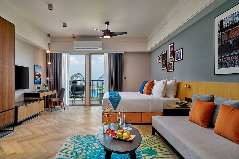 ROOM4-DeluxePremierSuite.jpg
