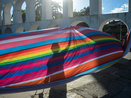 Senado aprova projeto para áreas exclusivas de detenção para LGBTQIA+ em presídios
