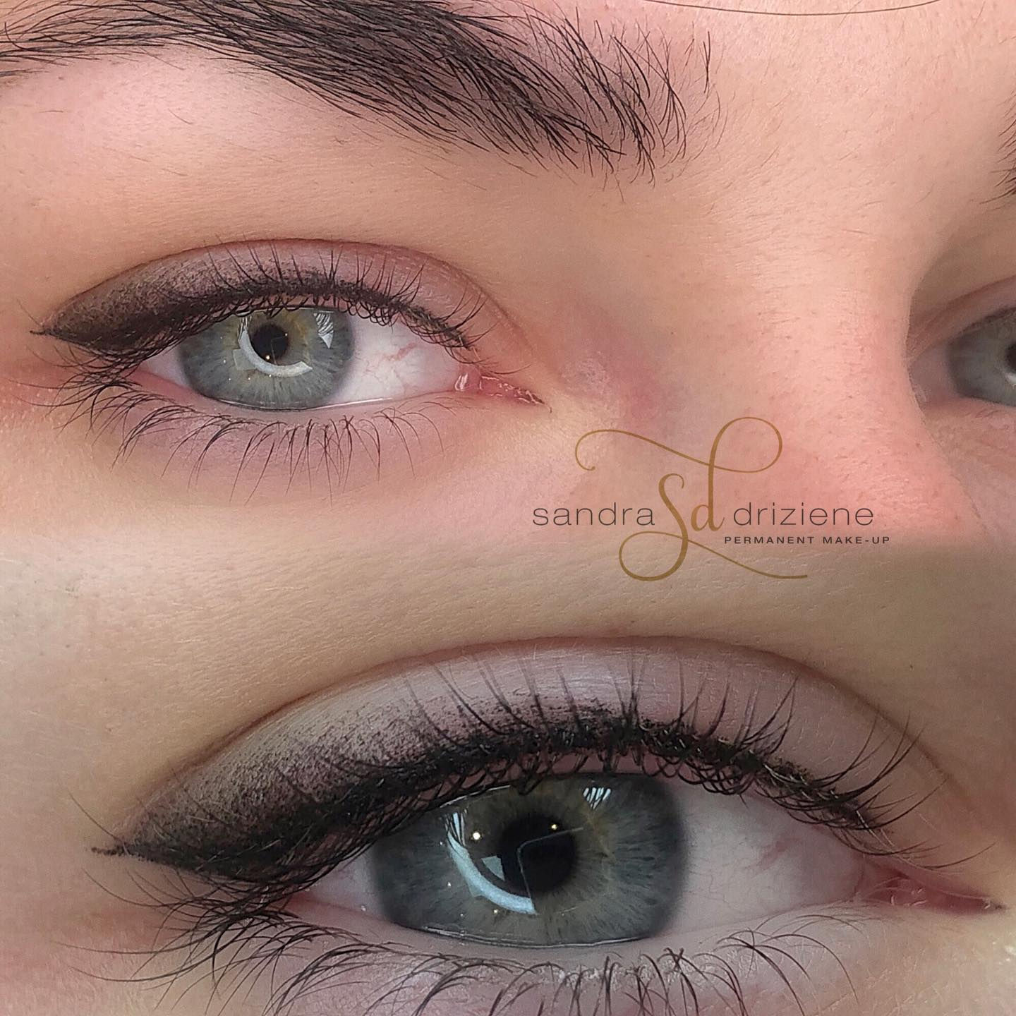 Shadow Eyeliner