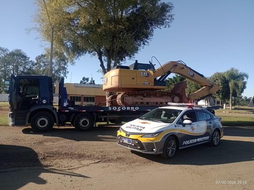 Polícia Rodoviária recupera escavadeira furtada no Paraná durante patrulhamento