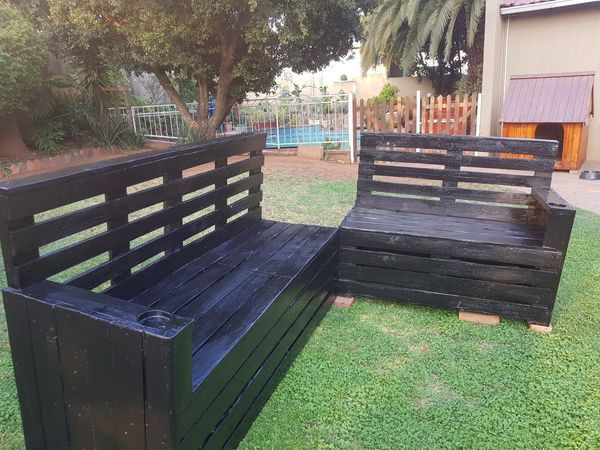Thumbnail: Repurposed Pallet Wood 5-Seater Split L-Shape