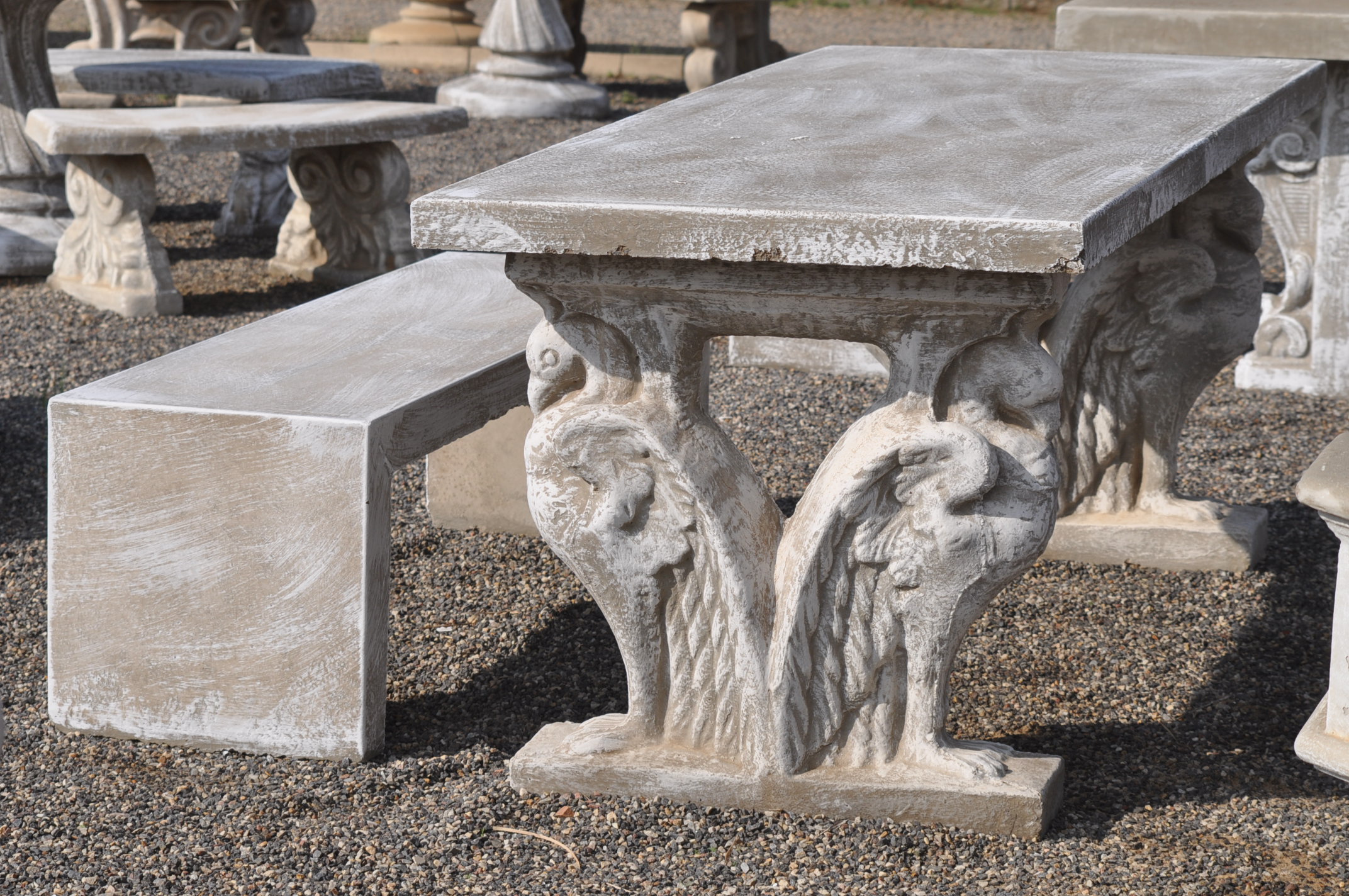 Eagle table set