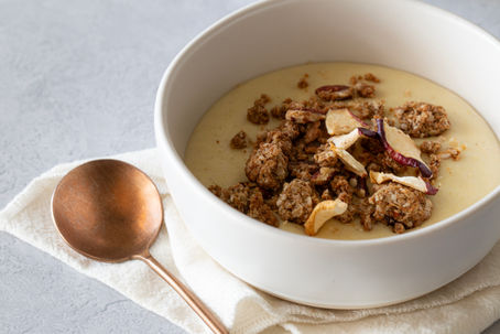 Millet and Pear Cream with CERELLIN Caramel - Comfort and Crunch in Every Spoonful