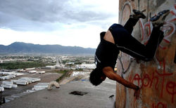 216733_264882023526675_2513307_n