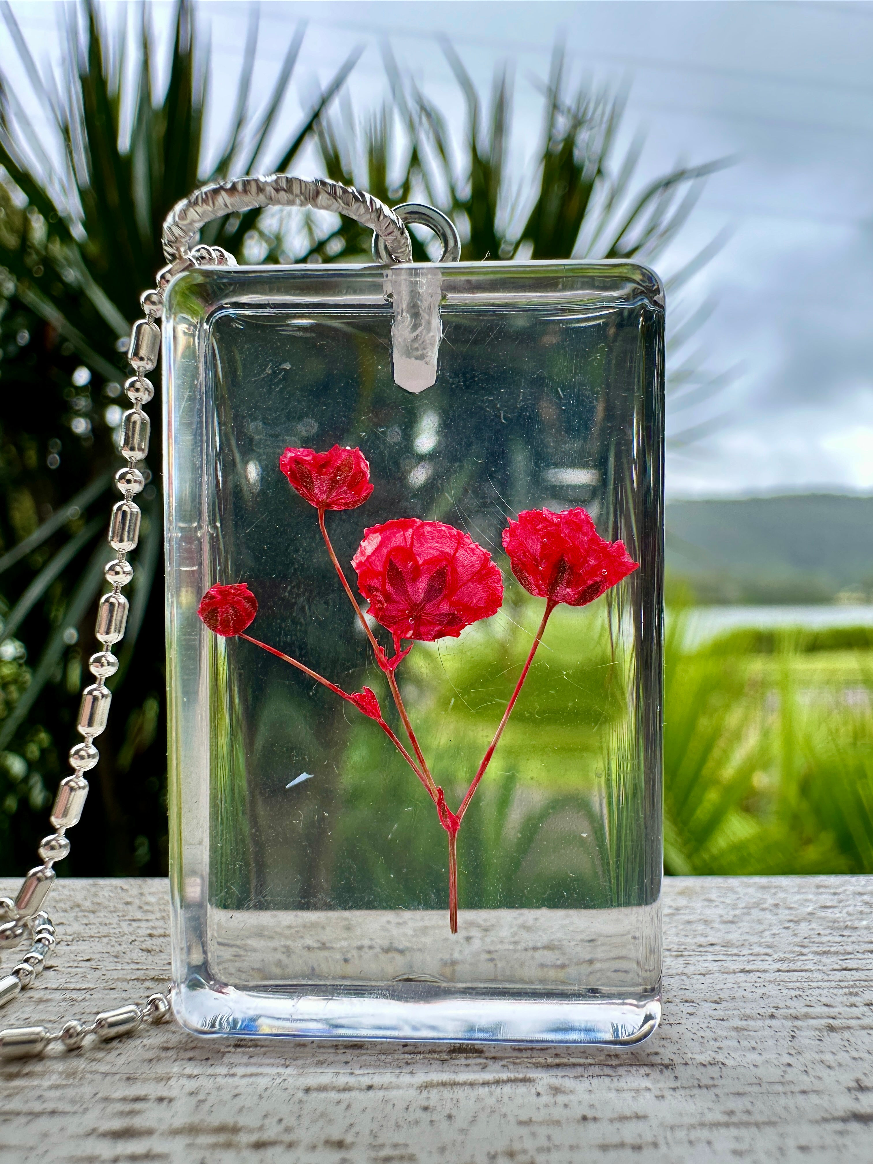 Dried Flower in Resin (E)