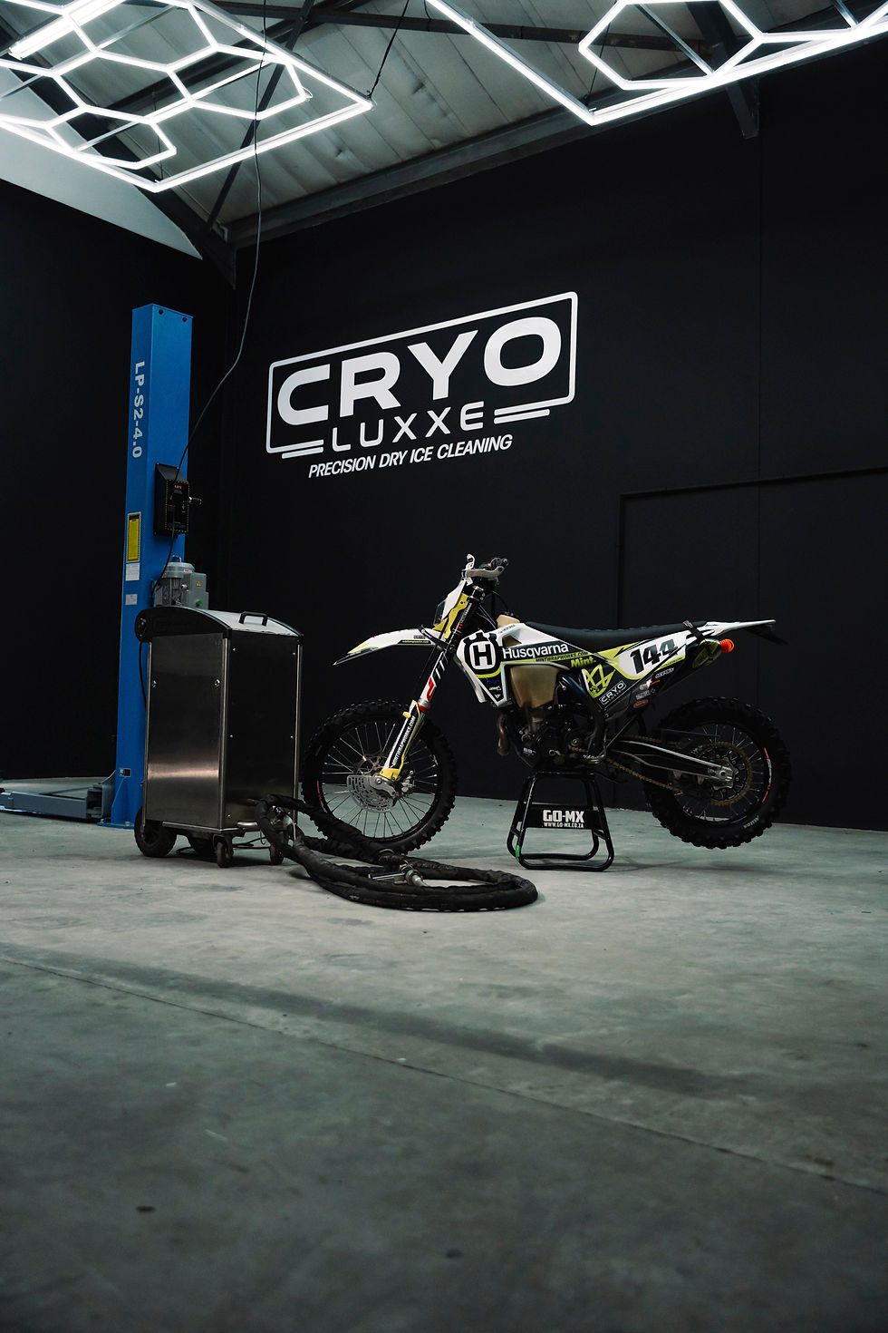 mint-cryo-260116-Foreign Studio-FSN02259-LR.jpg