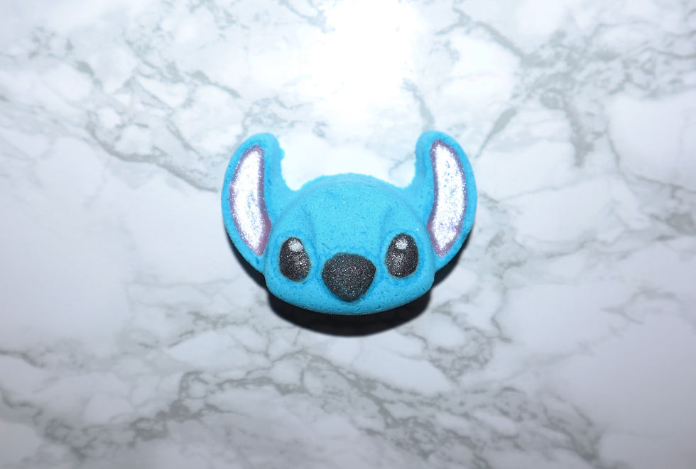Thumbnail: Mini Stitch Bath Bomb