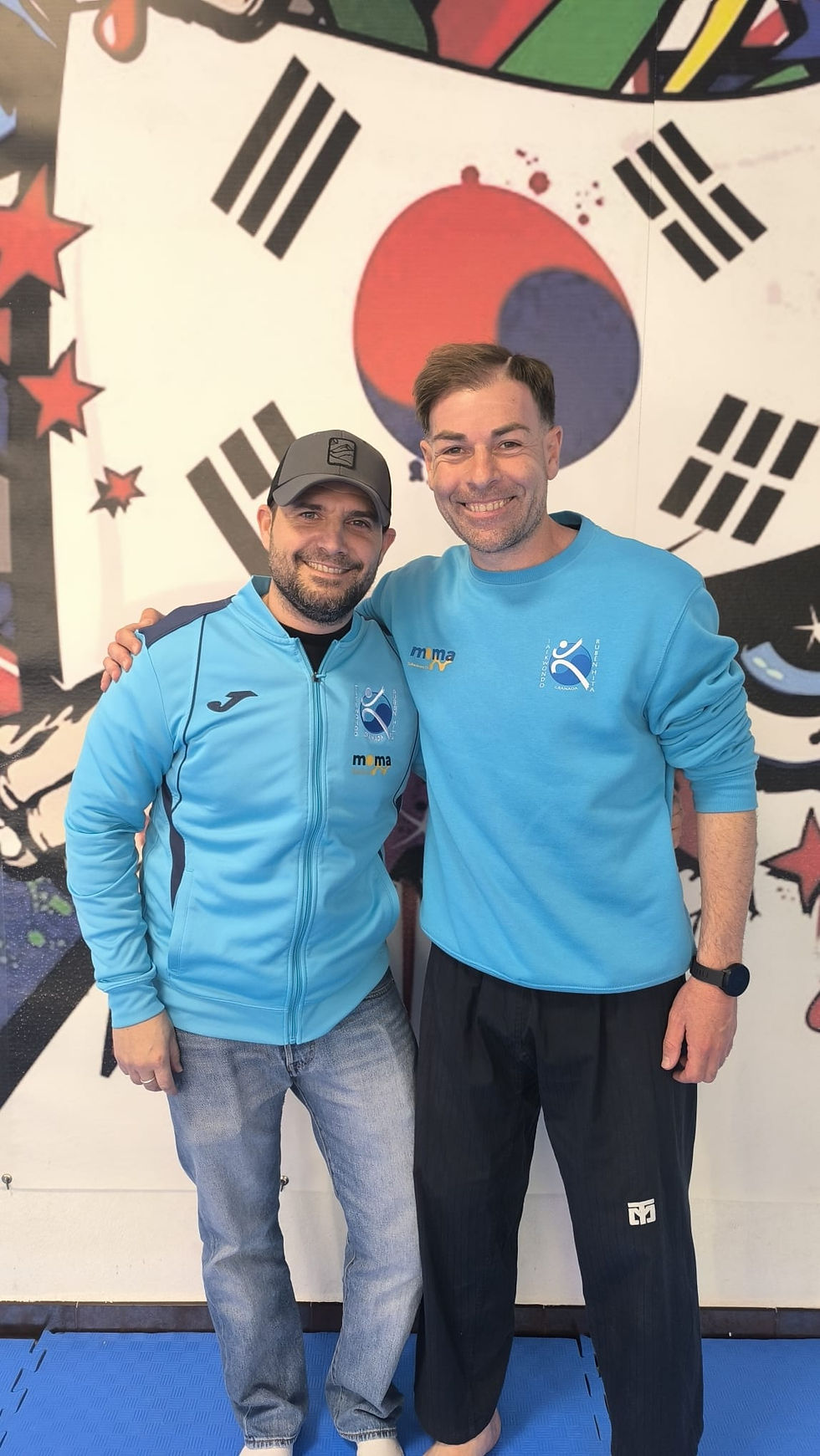 Héctor Mochon de Moma Soluciones y Rubén Hita de Taekwondo Rubén Hita Granada