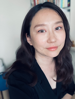 かとうふみえプロフィール写真2.png