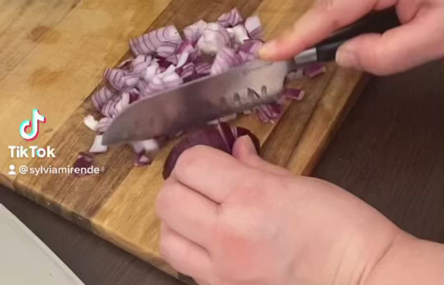 Recette de la sauce tomate en vidéo!