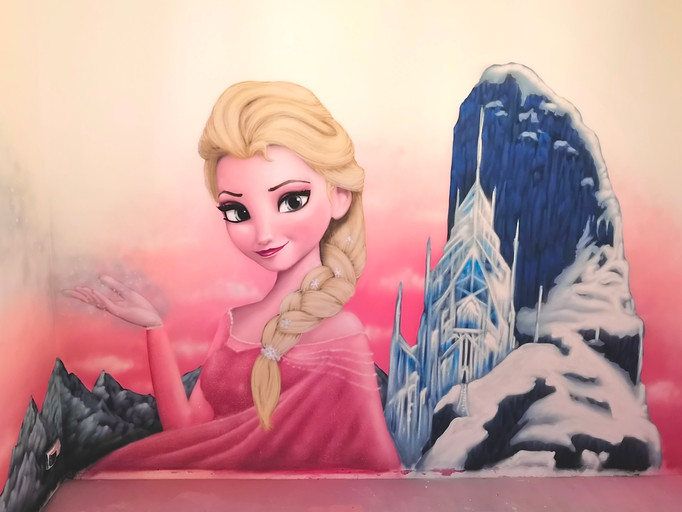 Décoration graffiti, décoration de chambre, décoration d'intérieur, décoration reine des neiges, graffiti reine des neiges, graffiti elsa
