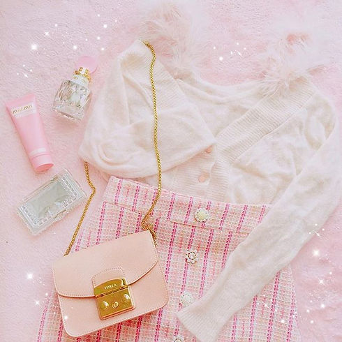 💗💌𝙿𝙸𝙽𝙺𝙲𝙾𝙳𝙴💌💗 .
毎日ピンクばっかり着てます