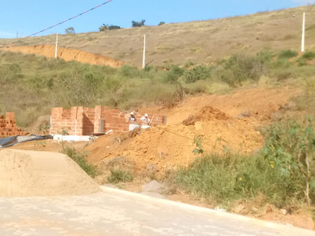 Construção de casas padrão "RESIDÊNCIA C" em andamento!