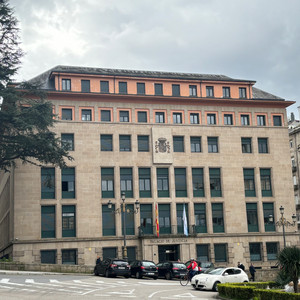 España