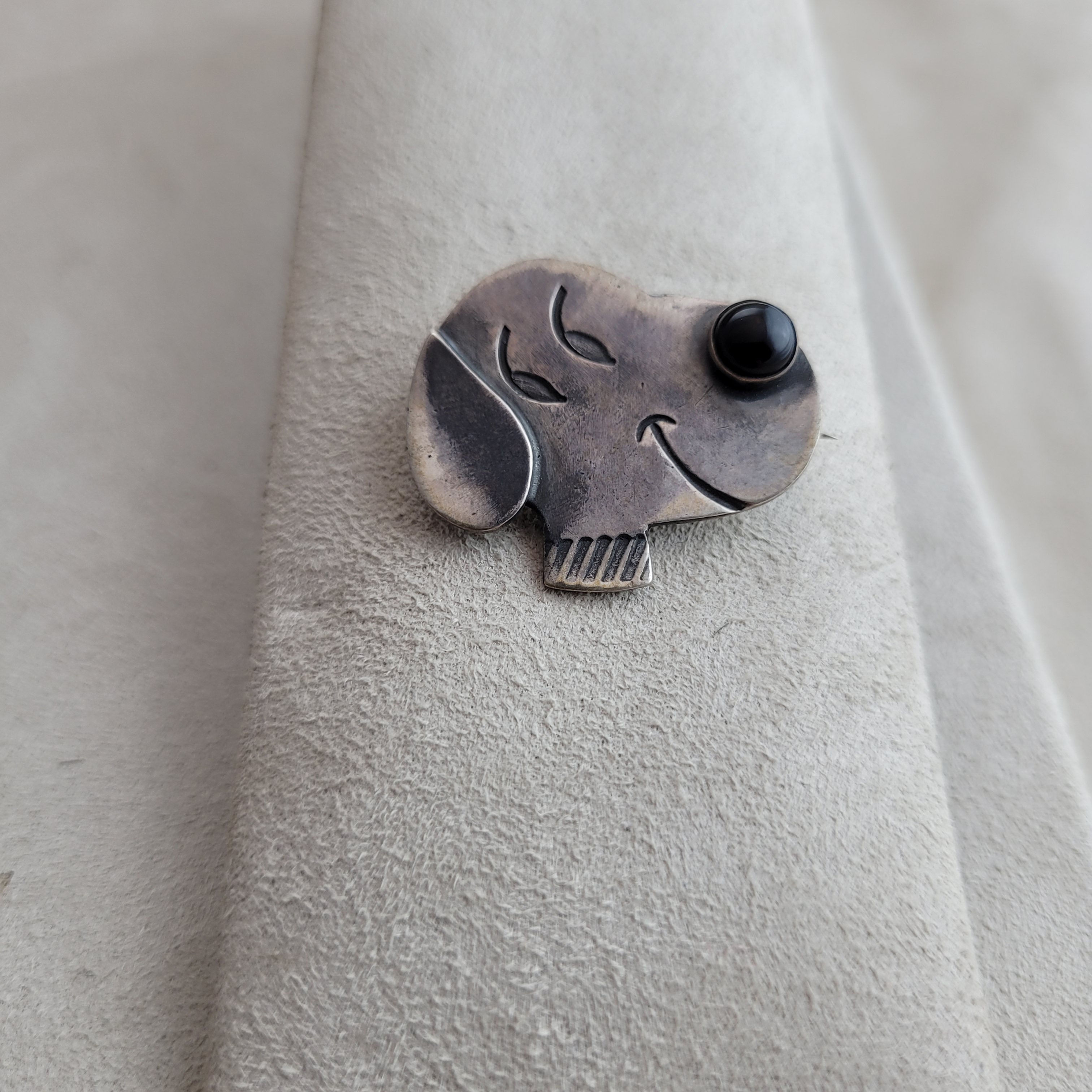 Sterling Silver Ingot Snoopy with Black Onyx Stone Pin by Mike French