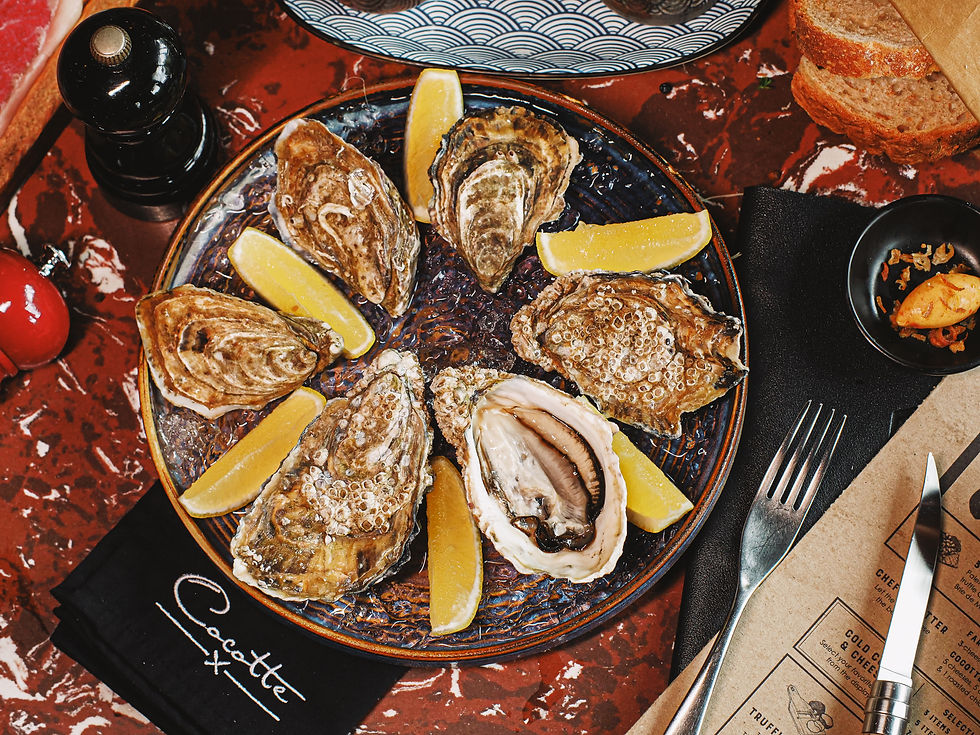 Gillardeau oyster plate with lemons