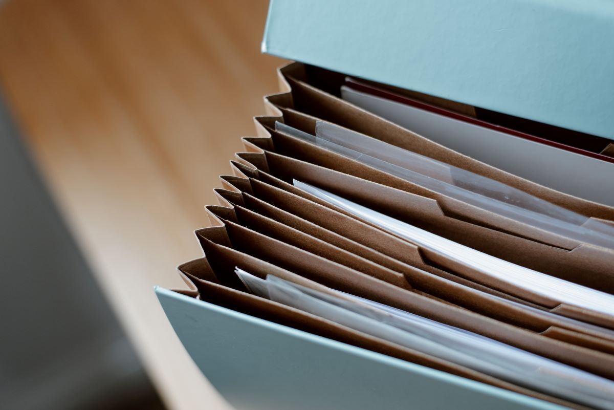 Creative File Organization Ideas- showing files in a folder