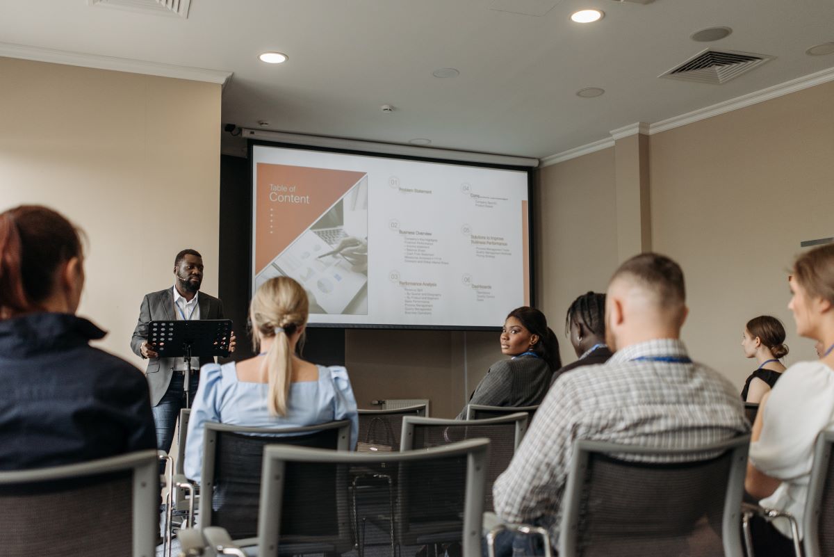 Steps to Prepare a Keynote Presentation