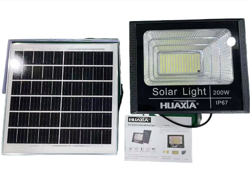 HUAXIA Solar Light 200W LED floodlight with solar panel