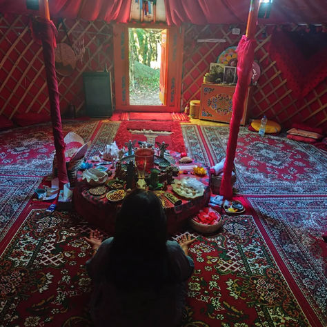 The journey I began a year and a half ago, guided by the call of my heart, has now come full circle – I have become a women's circle and ceremony facilitator.