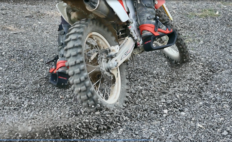 image shows ridares solving motorcycle seat height issue and helps riders balance the bike on any terrain