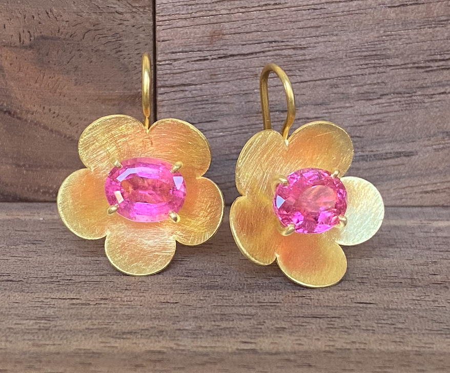 Thumbnail: Large Forgetmenot earring with rubellite - made to order