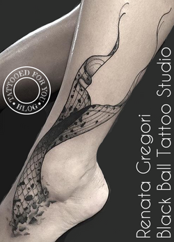 Renata Gregori - Black Ball Tattoo
