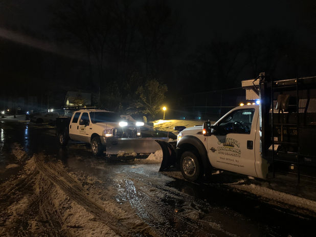 24/7 Emergency Snow Removal Service