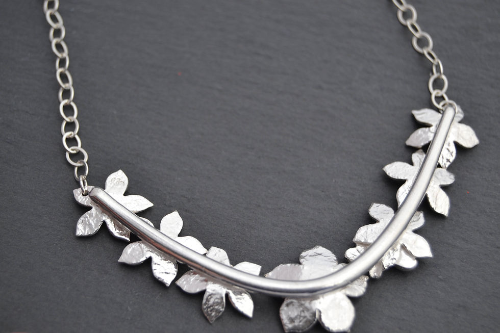 Thumbnail: Flower Necklace With Dragonfly